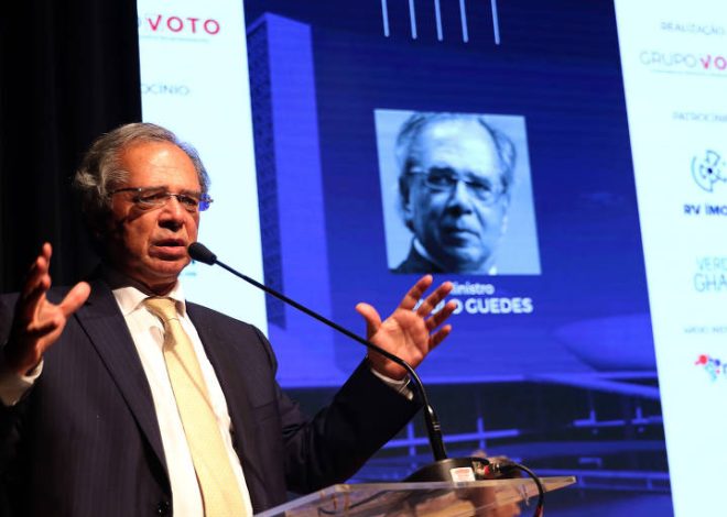 Paulo Guedes participa da Sales Experience Brasil 2025 no Recife